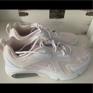 NIKE AIRMAX TENNIS SHOES